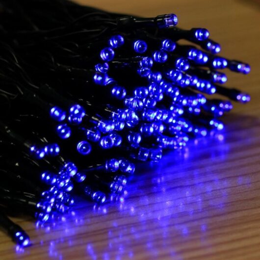 22M Solar String Lights, 200 LEDs, 8 Light Modes, Ideal for Parties, Weddings, Birthdays and Outdoor Gardens (Blue)